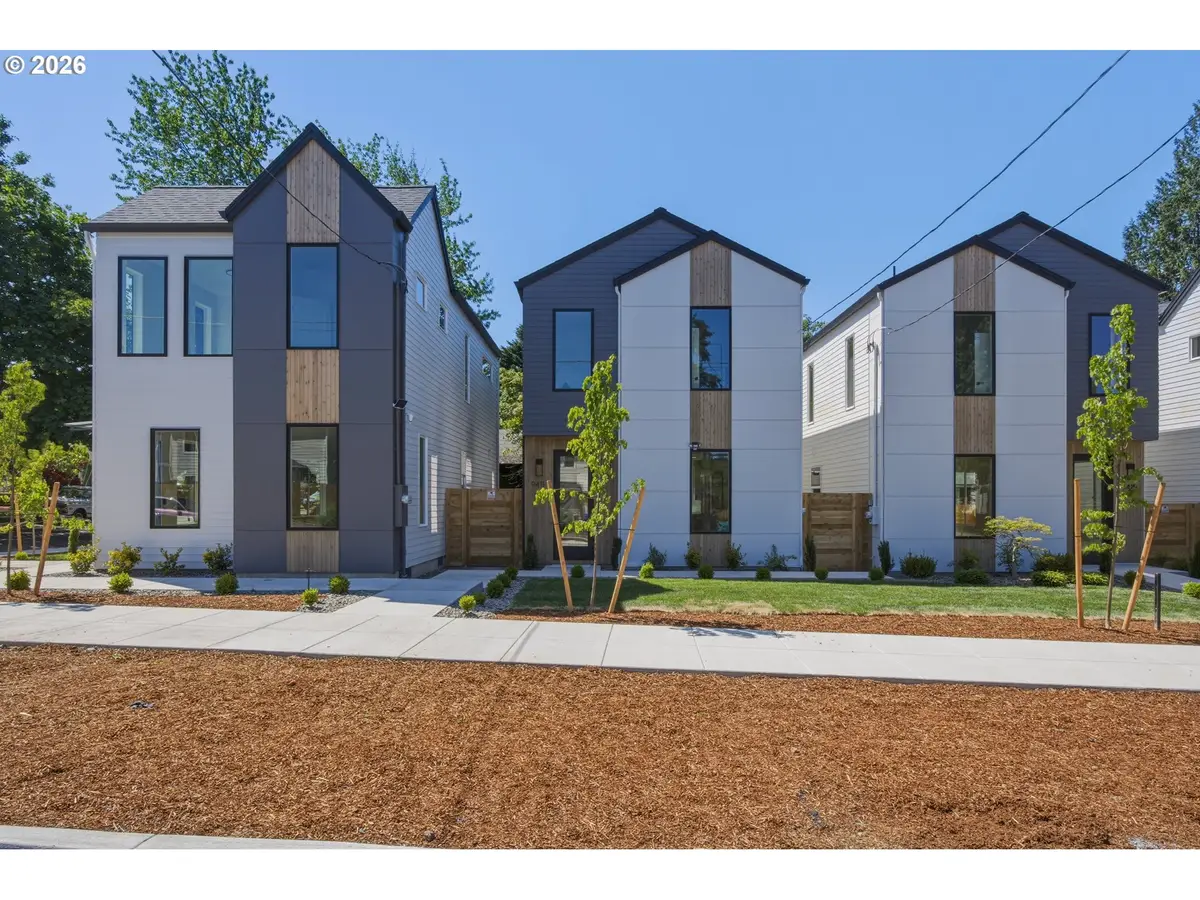 9411 N Macrum Ave, Portland, OR 97203 - #1