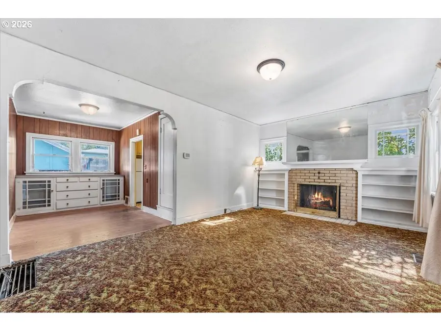 725 SE Spokane St, Portland, OR 97202 - #2