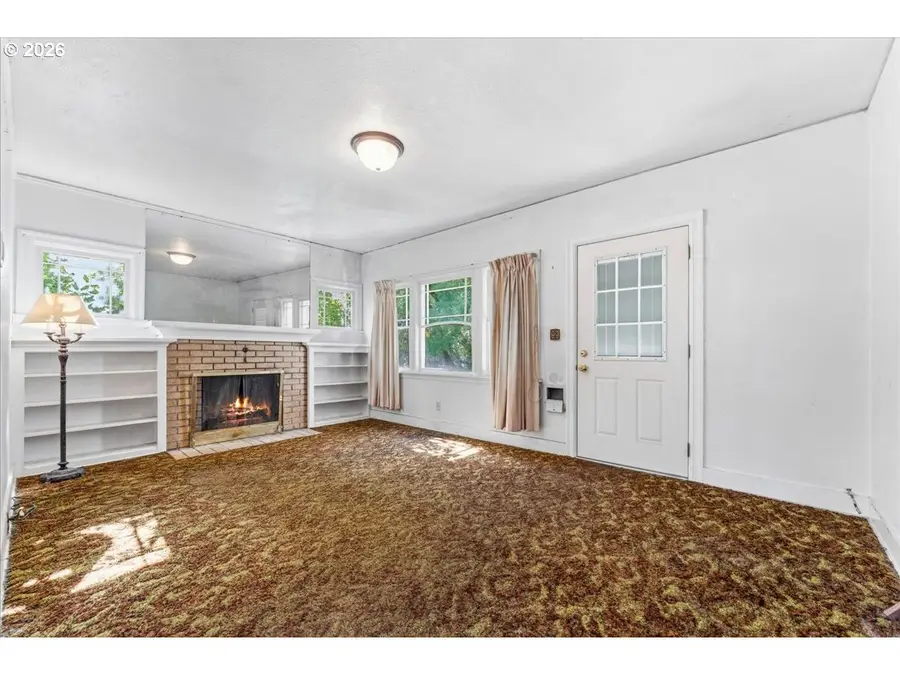 725 SE Spokane St, Portland, OR 97202 - #3