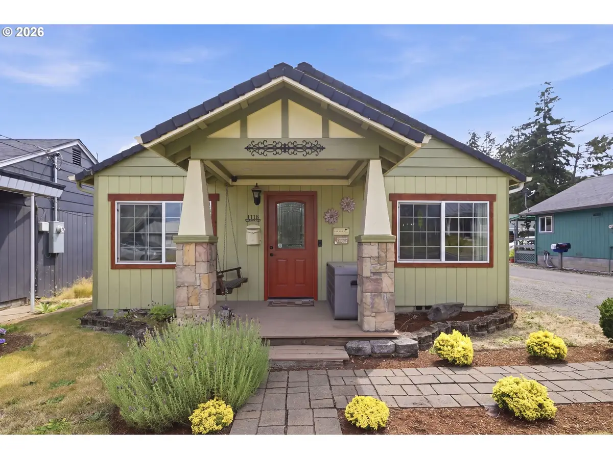1118 S 4th St, Cottage Grove, OR 97424 - #1