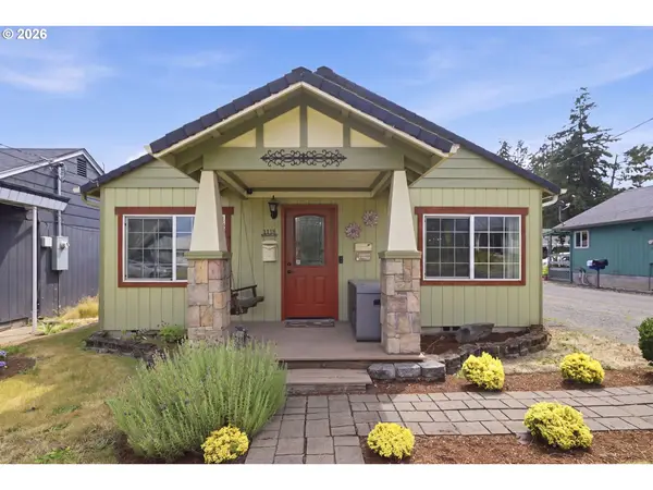 1118 S 4th St, CottageGrove, OR 97424