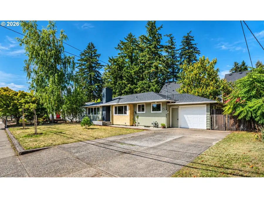 12601 SE Market St, Portland, OR 97233 - #3