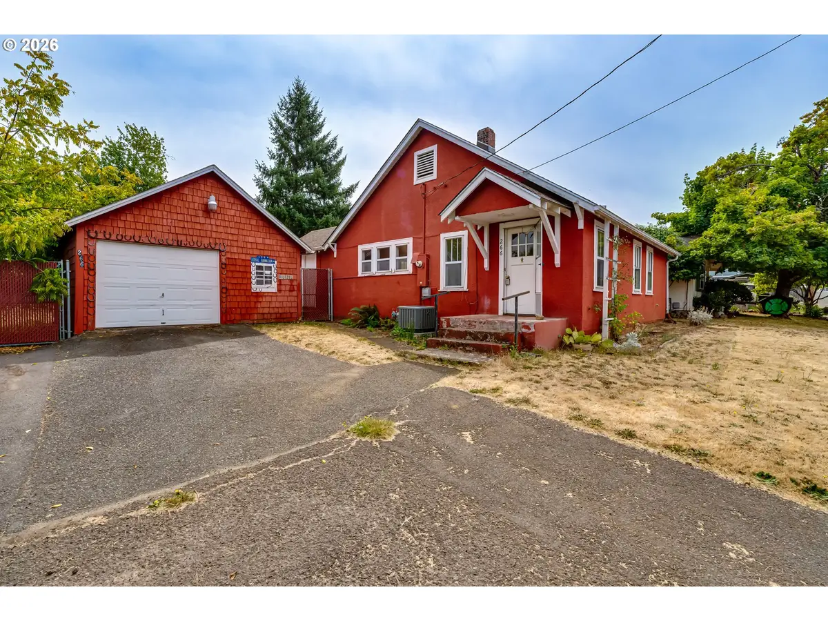 266 S 16th St, Cottage Grove, OR 97424 - #1