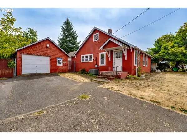 266 S 16th St, CottageGrove, OR 97424
