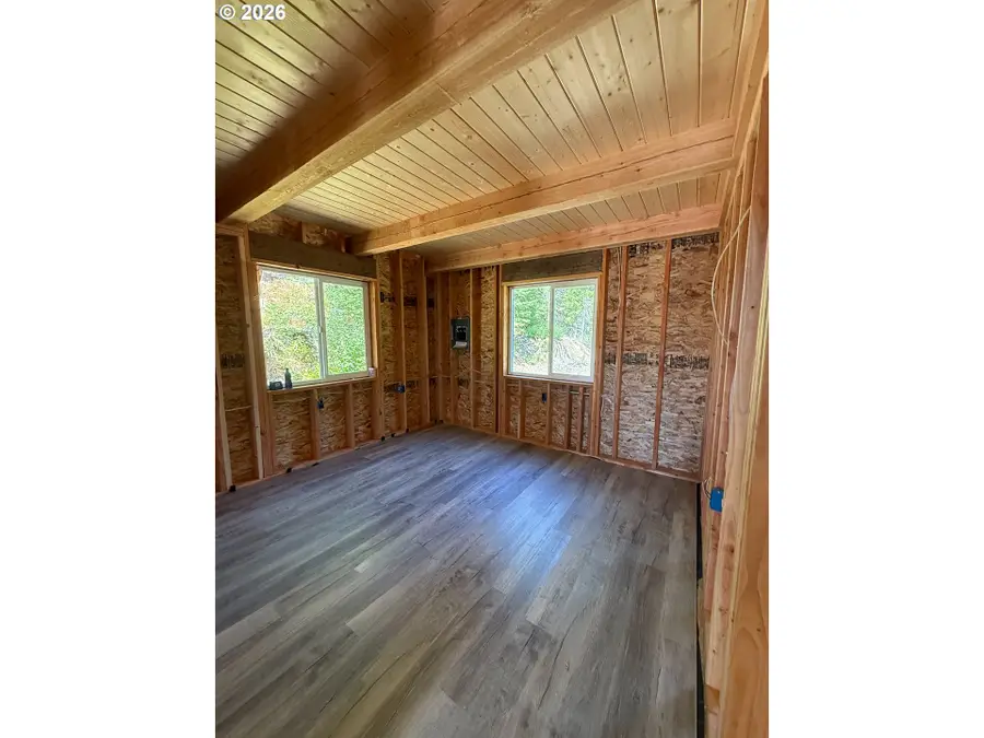 63850 Lost Creek Ln, Elgin, OR 97827 - #3