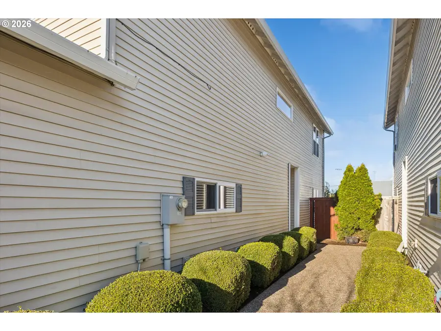 162 Alli Ct, Gladstone, OR 97027 - Image #2