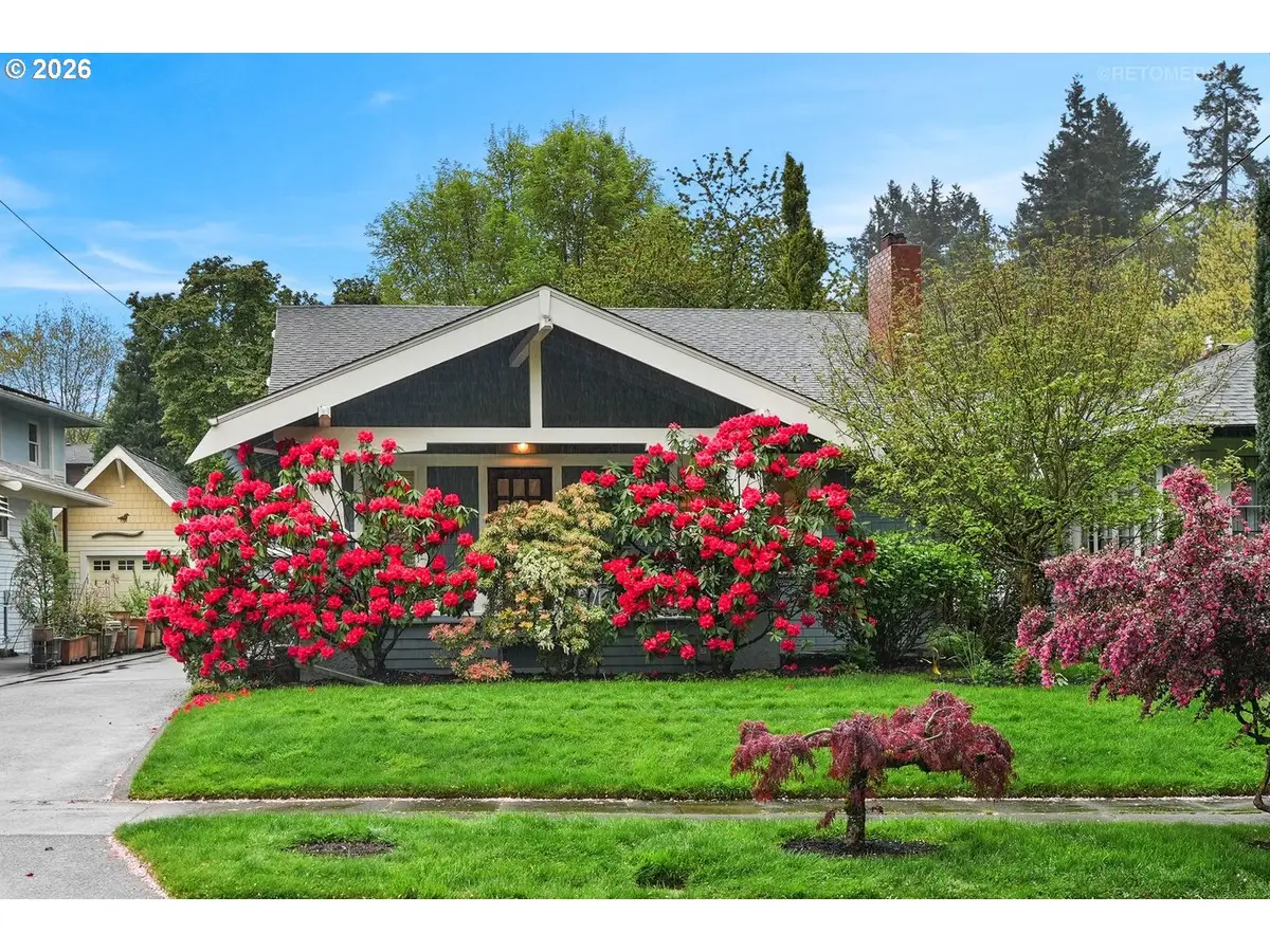 3926 SE Ankeny St, Portland, OR 97214 - #1