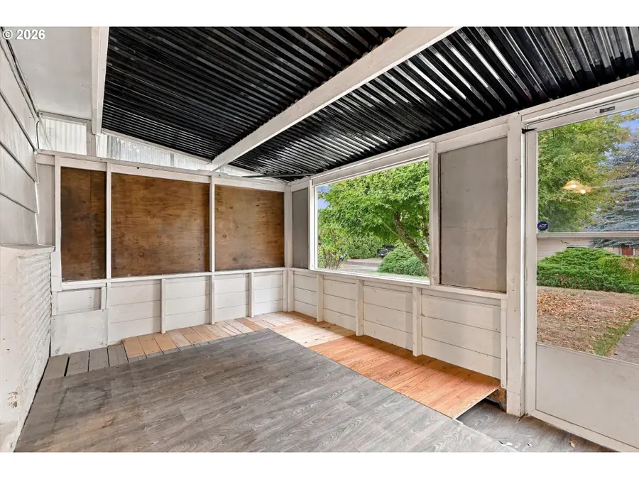 10593 SE 47th Ave, Milwaukie, OR 97222 - #3