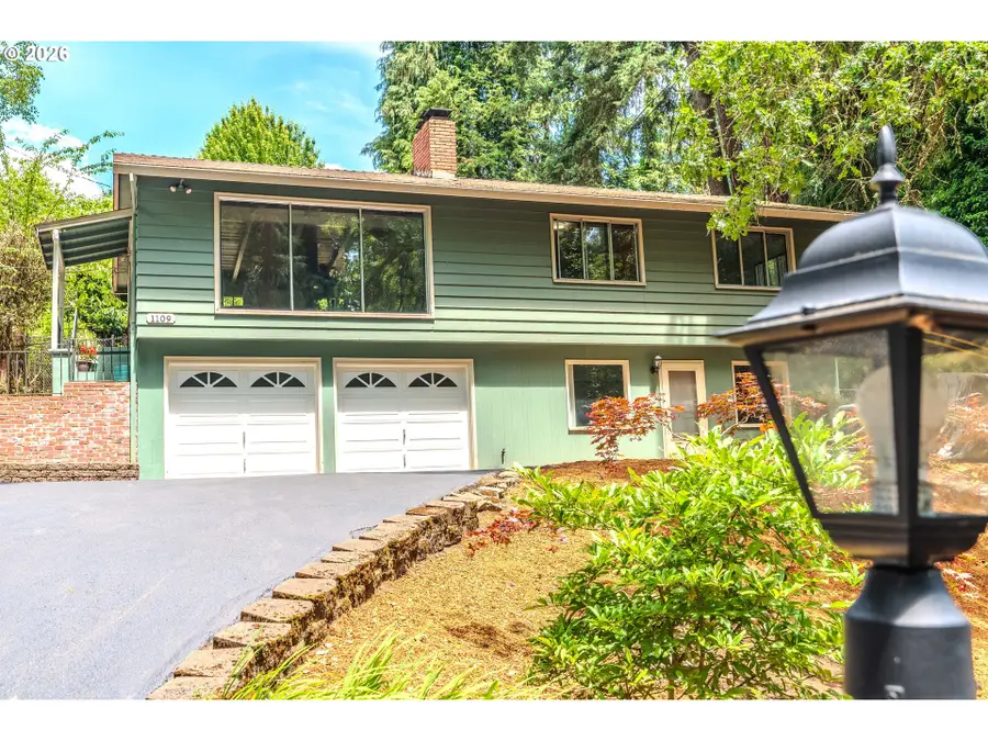 1109 Charman St, Oregon City, OR 97045 - #2