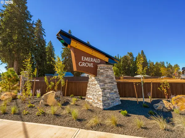 1204 NW 158th St #7, Vancouver, WA 98685