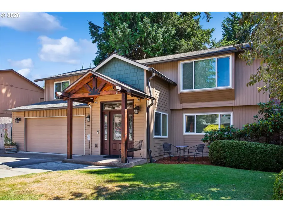 39340 Glover Ct, Sandy, OR 97055 - #2