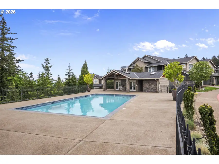 10209 SE Bristol Ln, Northwest Clackamas, OR 97086 - #2