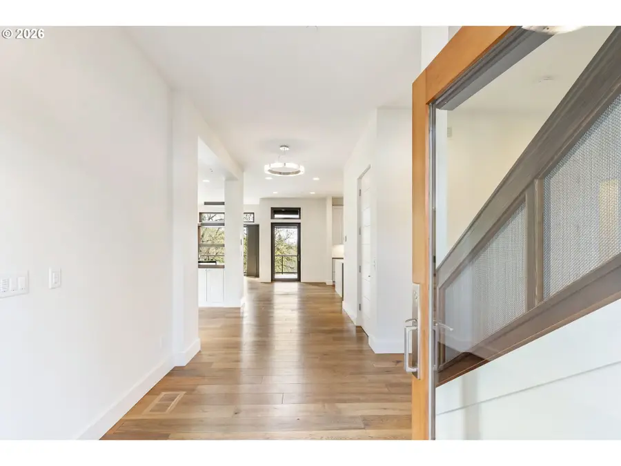 8718 NW Terraceview Ct, Portland, OR 97229 - Image #3