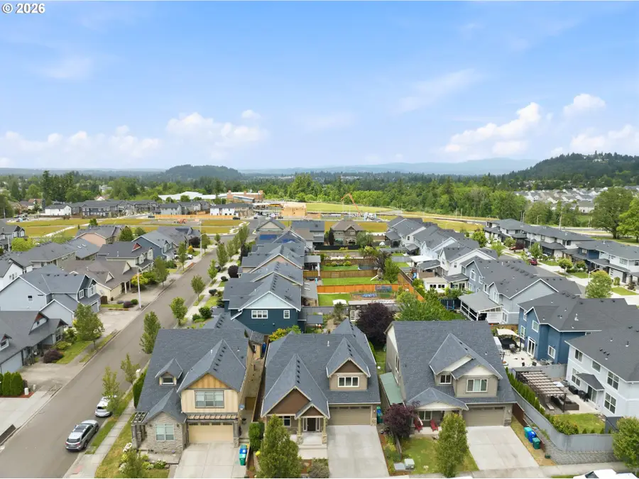 2481 SW 41st St, Gresham, OR 97080 - #2