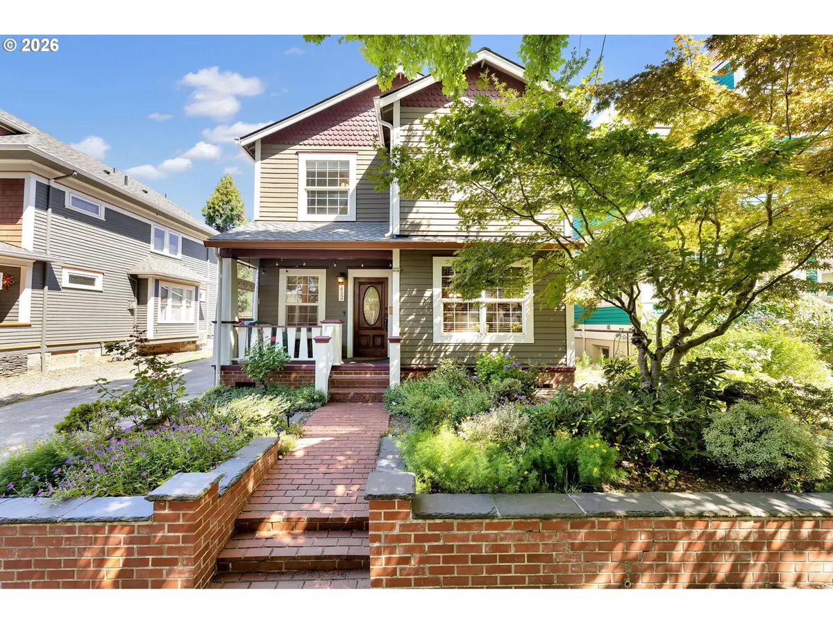 412 W 21st St, Vancouver, WA 98660 - #1