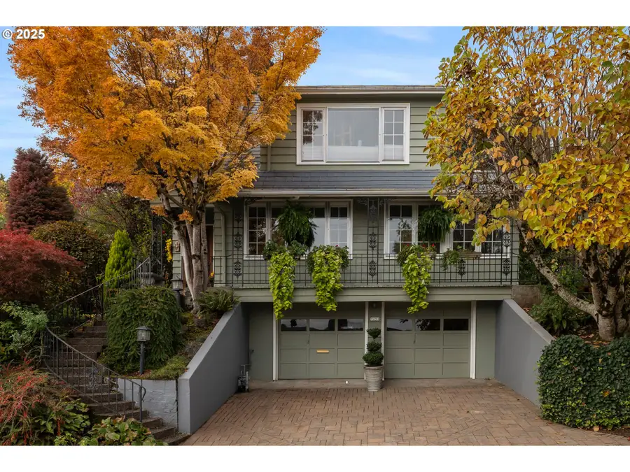 7231 S Laview Dr, Portland, OR 97219 - Image #2