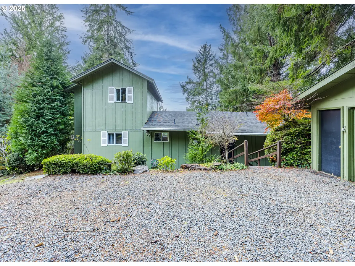 83694 Rio Rd, Florence, OR 97439 - Image #1
