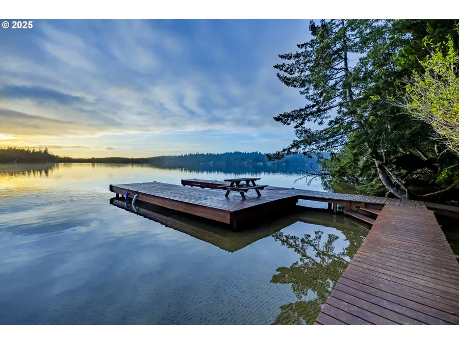 83694 Rio Rd, Florence, OR 97439 - Image #2