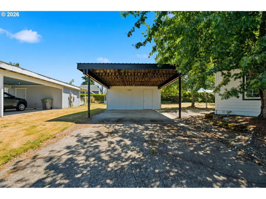 655 NE Burnett Rd #4, McMinnville, OR 97128 - #2