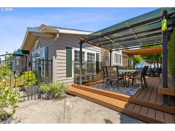 17468 NW Shady Fir Loop #11, Beaverton, OR 97006