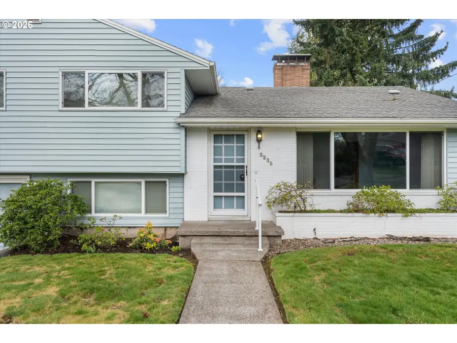 3235 SE Silver Springs Rd, Milwaukie, OR 97222 - #3