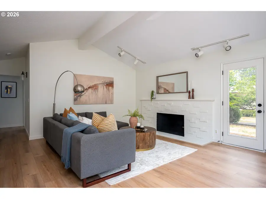 1769 SE Brookwood Ave, Hillsboro, OR 97123 - #3