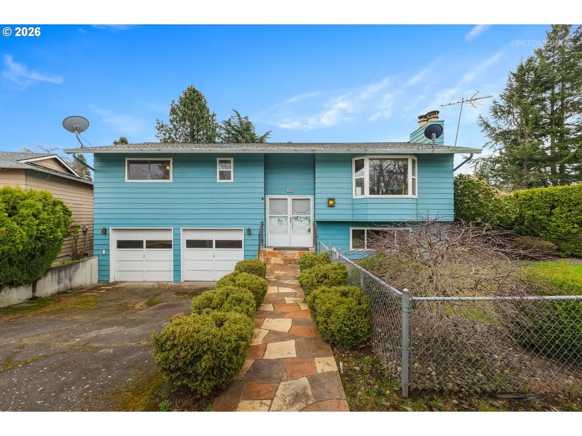 15904 SE Harrison St, Portland, OR 97233 - #1