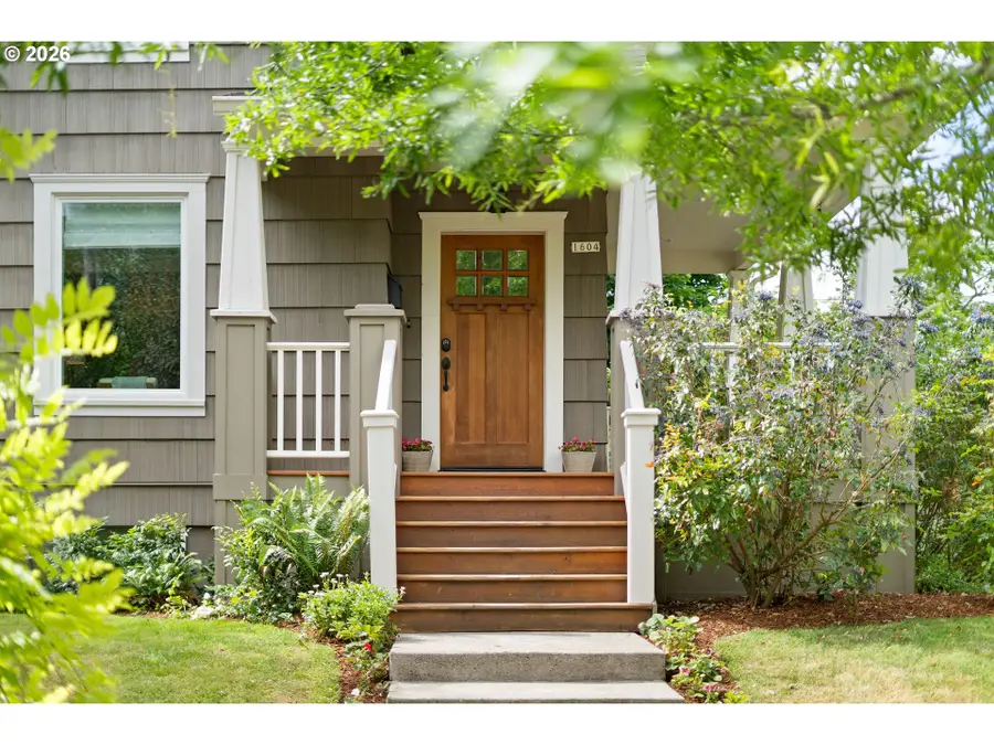 1604 SE Lambert St, Portland, OR 97202 - #2