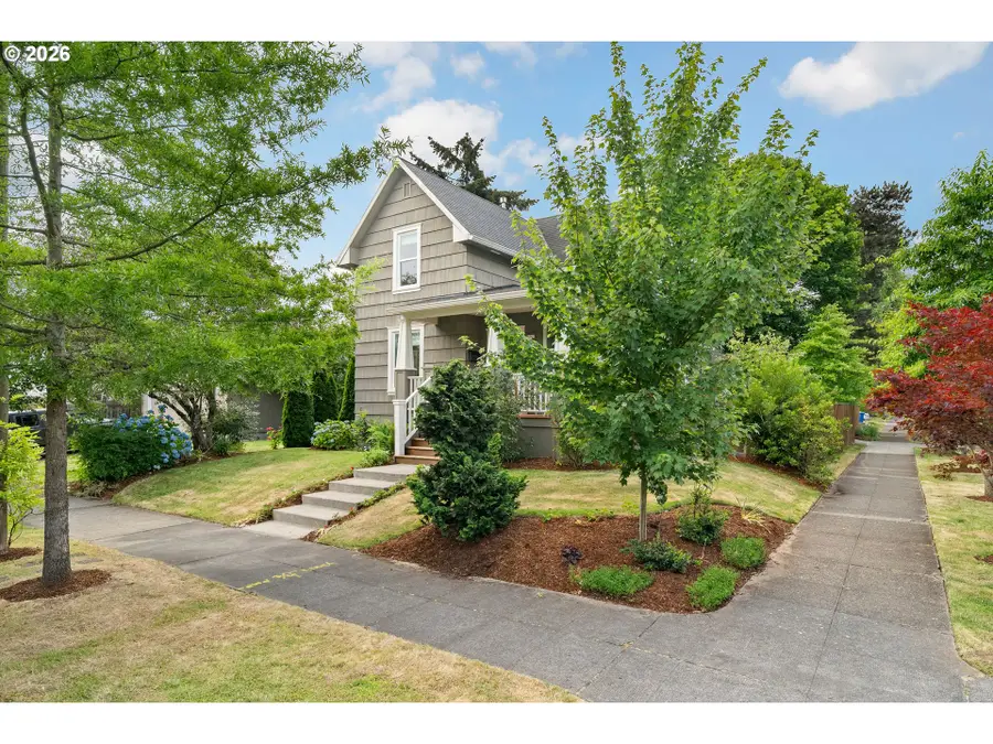 1604 SE Lambert St, Portland, OR 97202 - #3