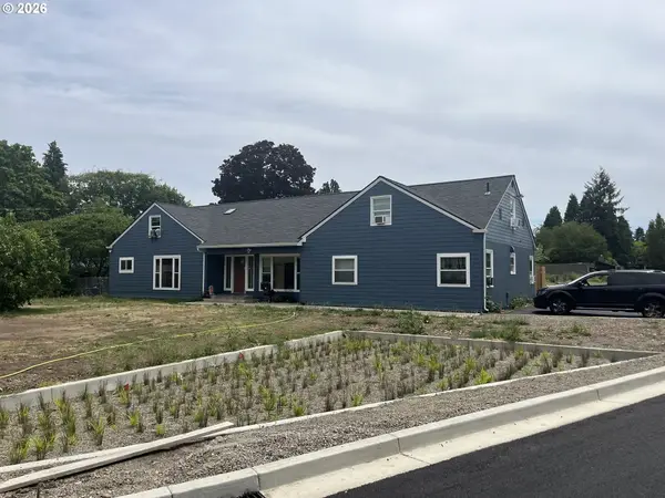 1022 Horn Ln, Eugene, OR 97404