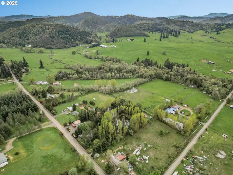 1381 Oak Hill Rd, Roseburg, OR 97471 - #3