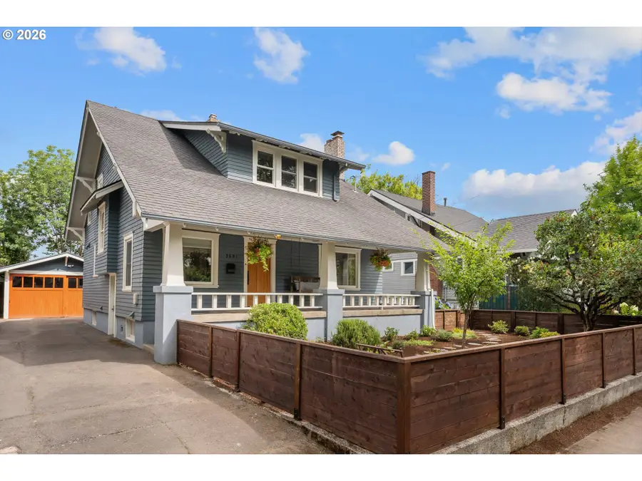 3681 NE Senate St, Portland, OR 97232 - #3