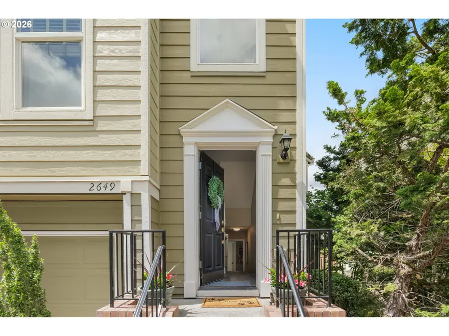 2649 NW Kennedy Ct, Portland, OR 97229 - #2