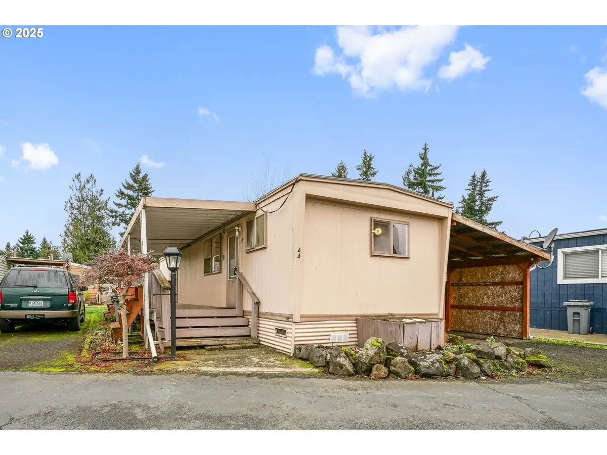 620 SE 2nd Ave #44, Canby, OR 97013 - Image #1