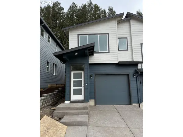 272 NW Mawrcrest Ave, Gresham, OR 97030