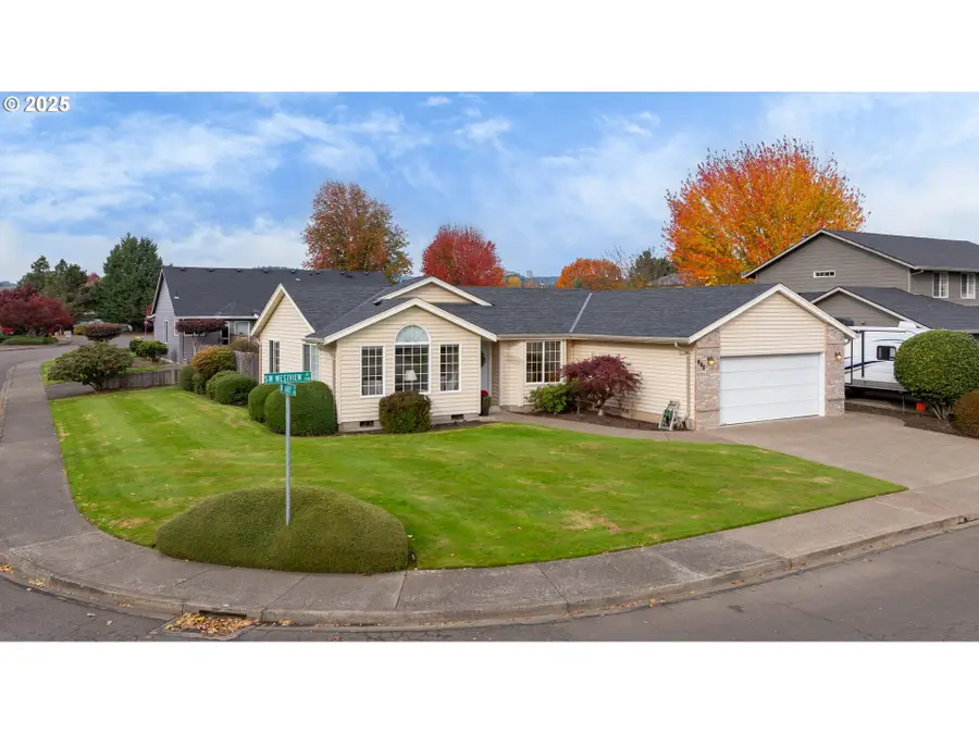 695 SW Westview Dr, McMinnville, OR 97128 - Image #2