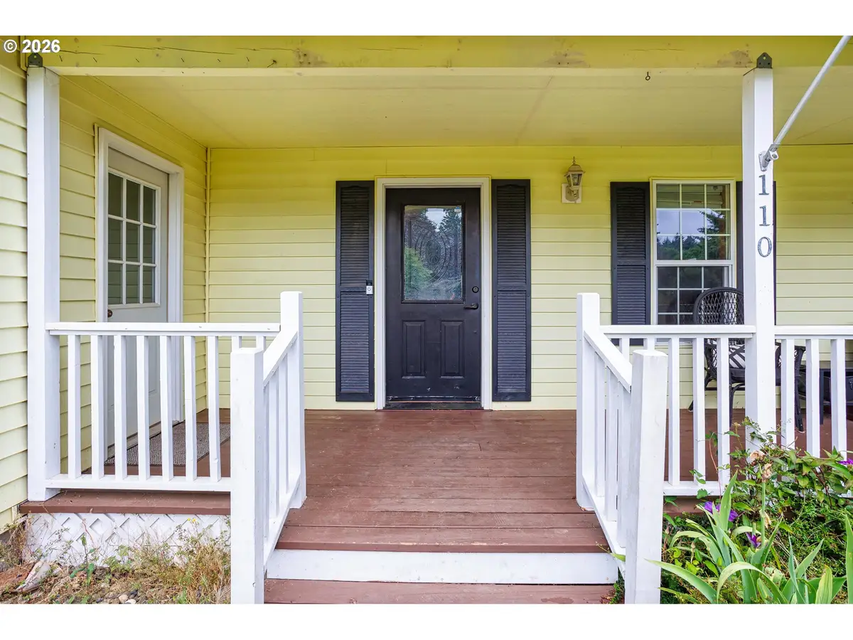 110 E Heritage Ln, Yacolt, WA 98675 - #1