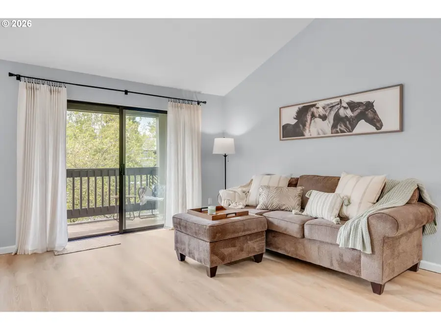 9455 SW 146th Ter #D-8, Beaverton, OR 97007 - #3