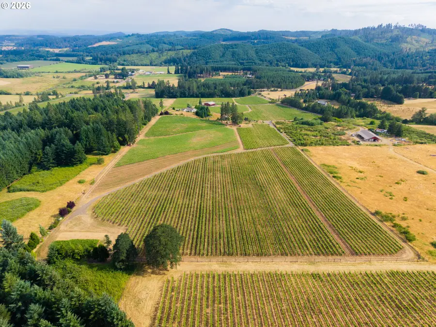 25219 High Pass Rd, Junctioncity, OR 97448 - #2