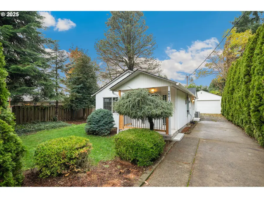 2210 E 25th St, Vancouver, WA 98661 - Image #3