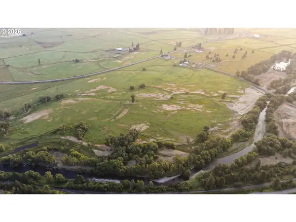 74822 Lower Diamond Ln, Wallowa, OR 97885