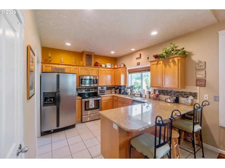 4697 Caribou Dr, Albany, OR 97321 - #2