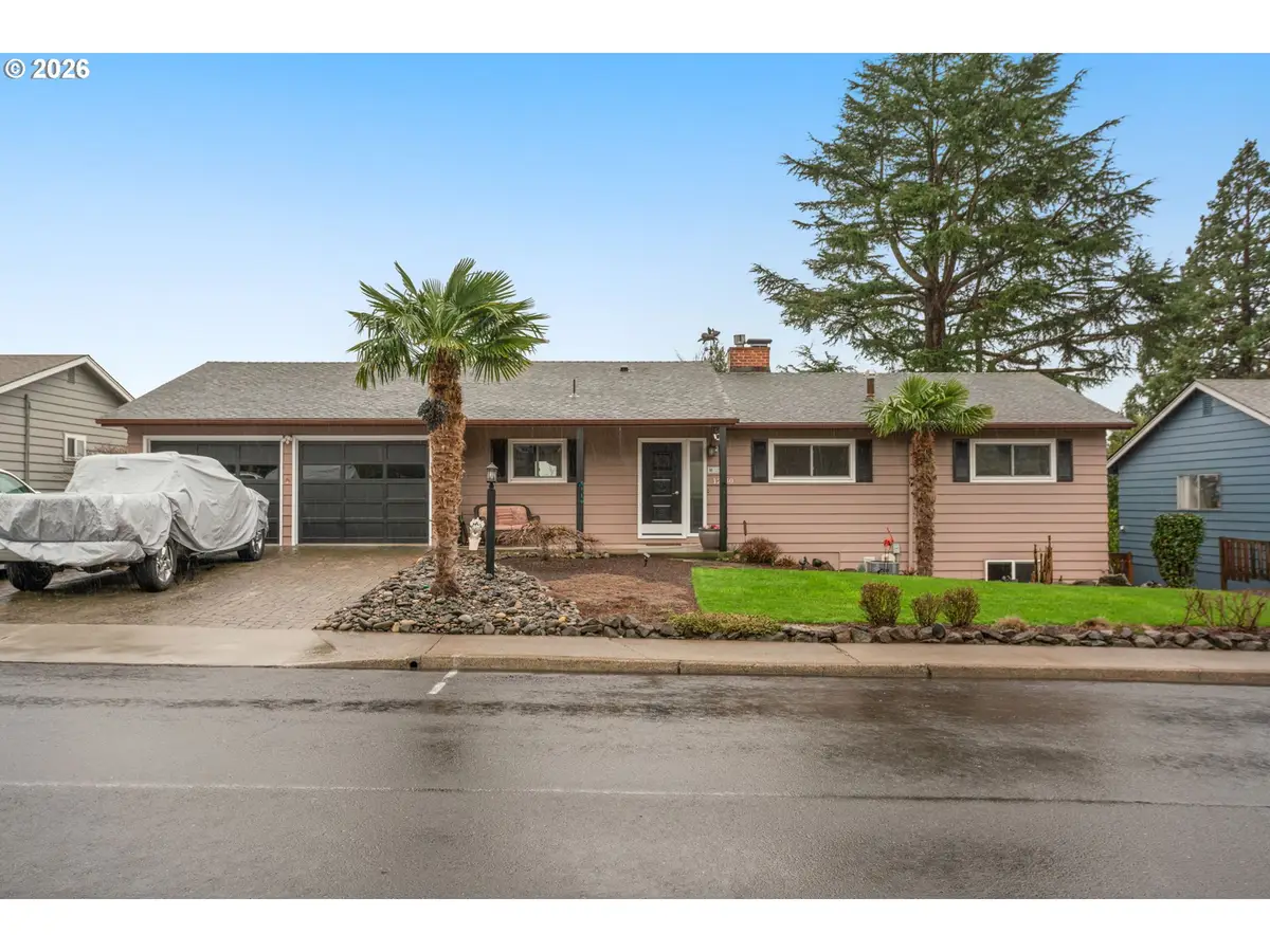 12040 NW Lovejoy St, Portland, OR 97229 - #1