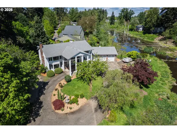 6031 SE Aldercrest Rd, Milwaukie, OR 97267