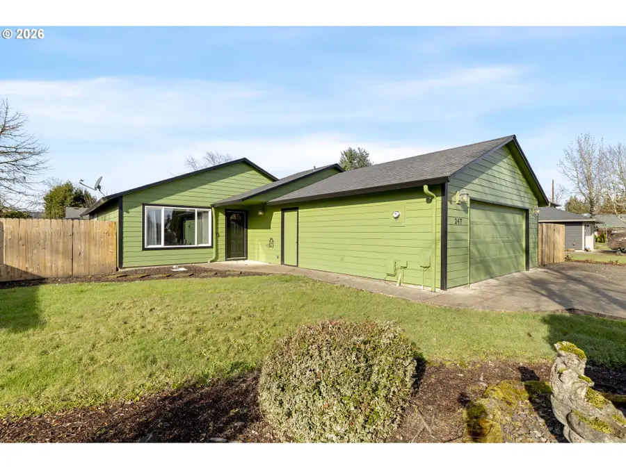 247 SW Manzanita St, McMinnville, OR 97128 - #2