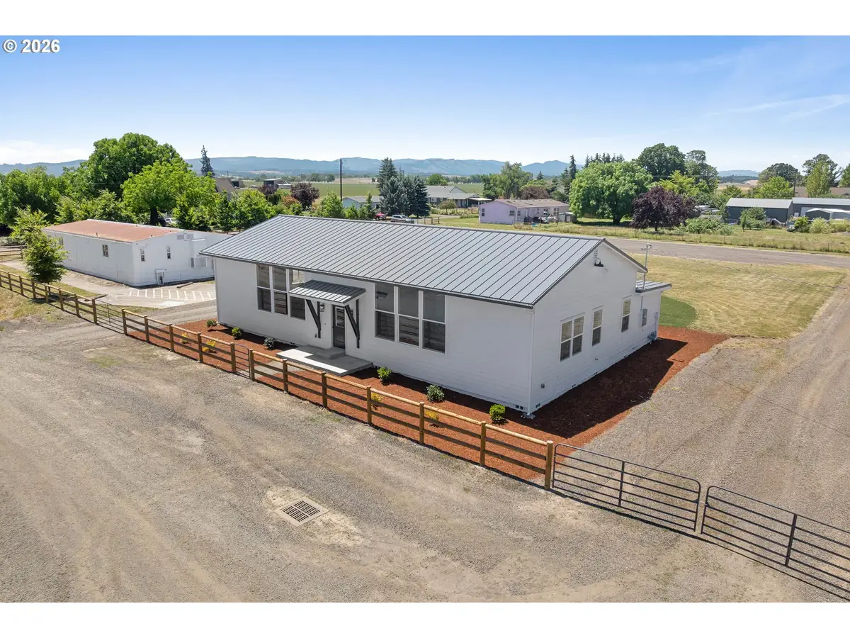 9015 Community Club Rd, Amity, OR 97101 - #1