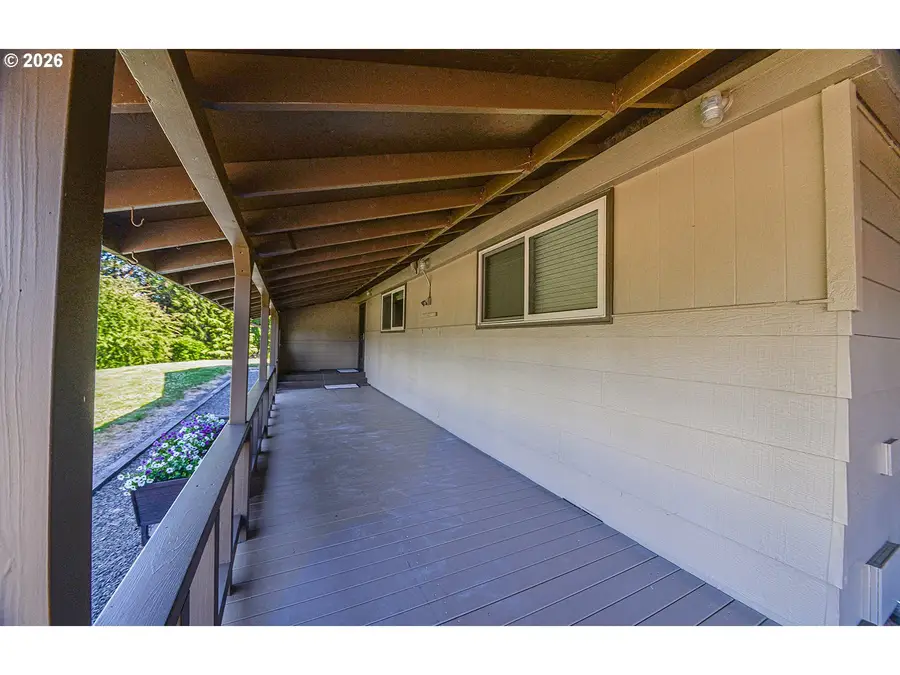 27340 Parkdale Rd, Rainier, OR 97048 - #3