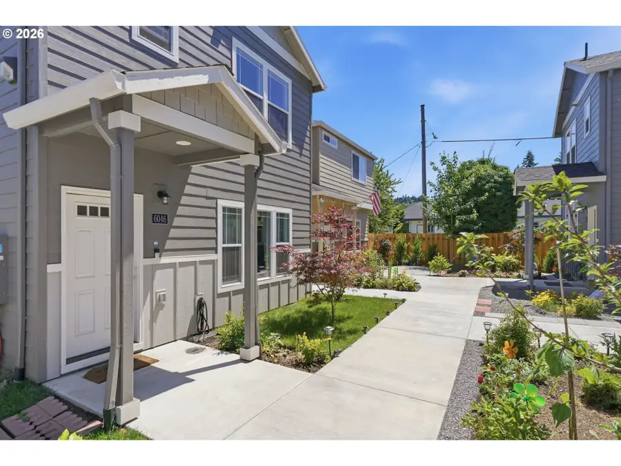 6046 SE 136th Ave, Portland, OR 97236 - #2