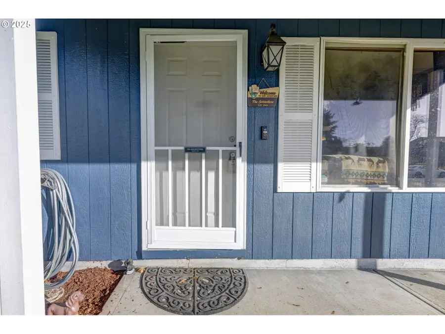 270 Larch St, Woodland, WA 98674 - Image #3