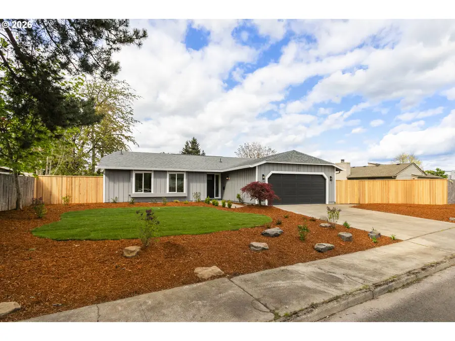 174 SW 10th Ave, Canby, OR 97013 - #2